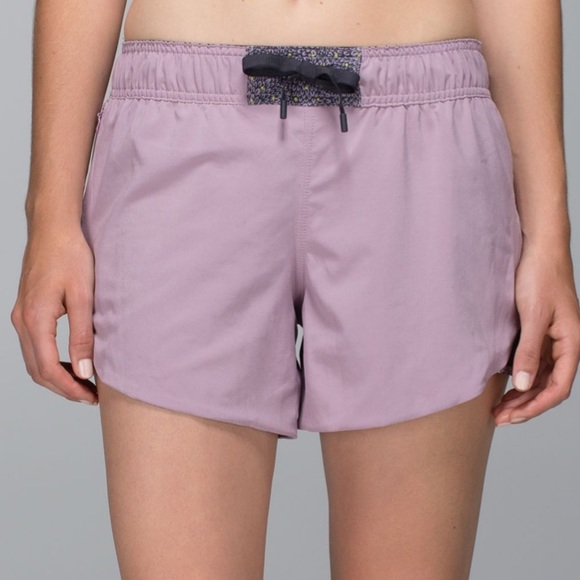 Lululemon Go the Distance Short, Dottie Mum - Picture 2 of 9